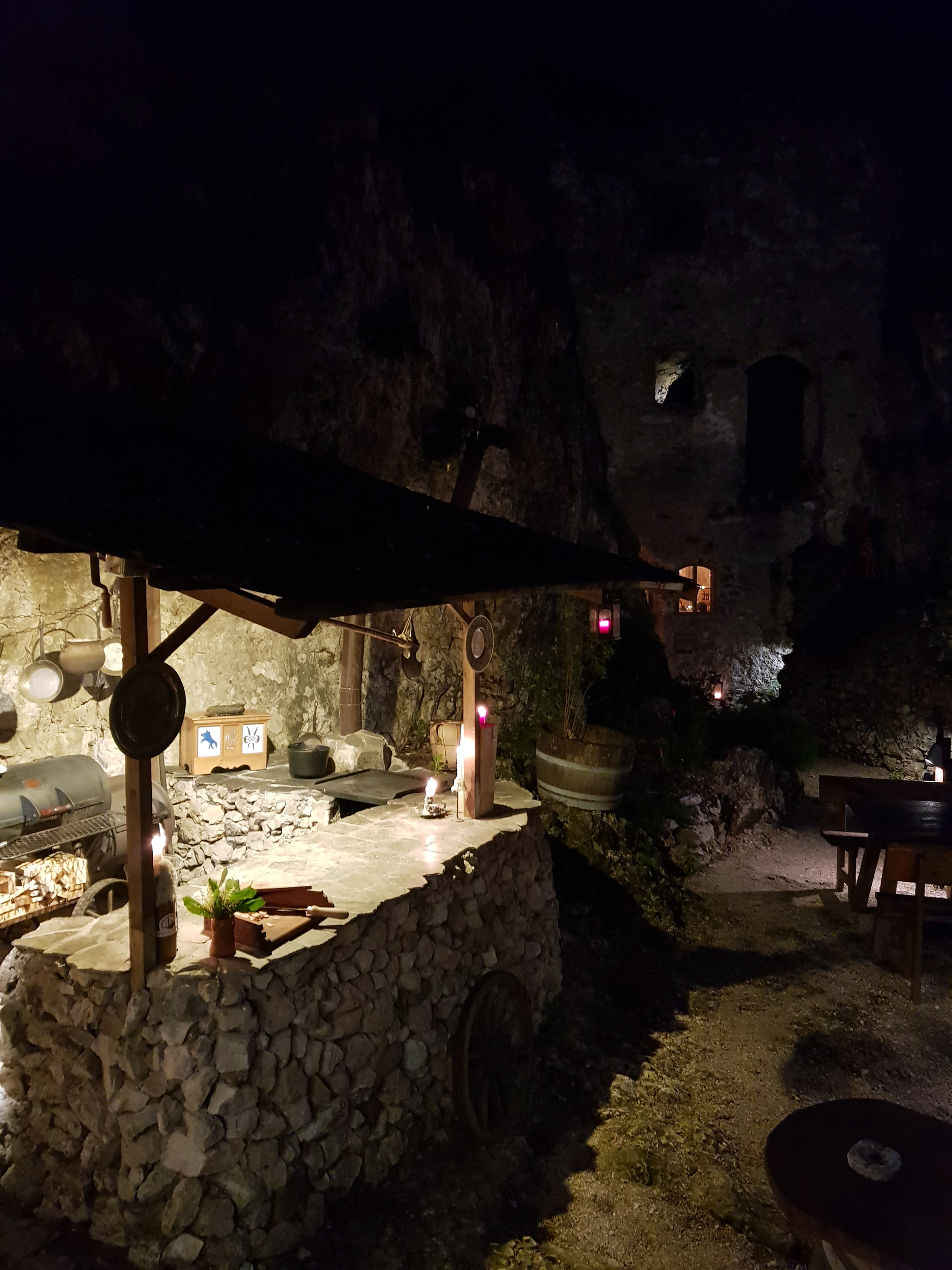 Haderburg kitchen